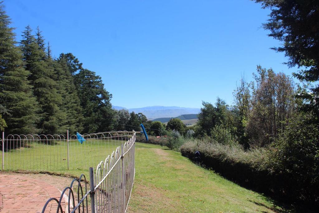 Lairds Lodge Underberg Luaran gambar